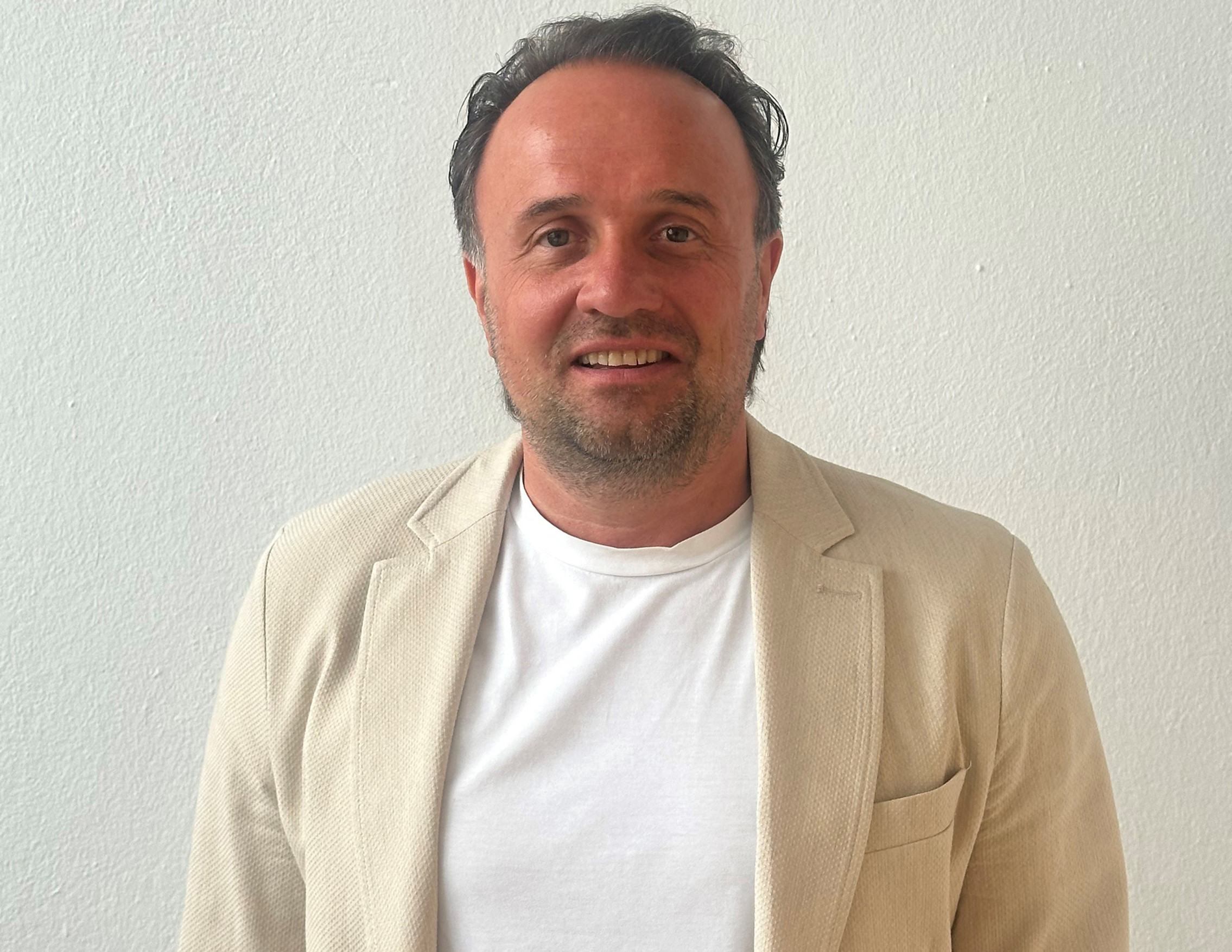 Foto_Juergen_Neuruer_Web.jpg